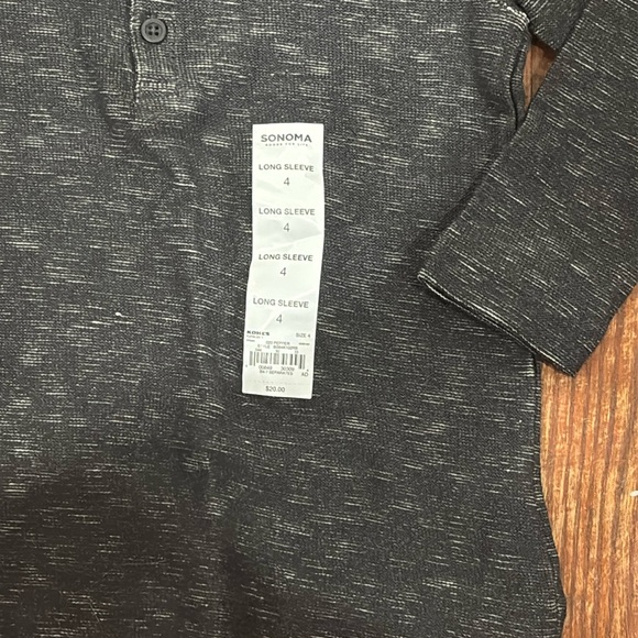 BNWT Light Sweater - Picture 2 of 2